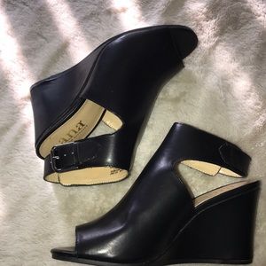 a.n.a Black heels